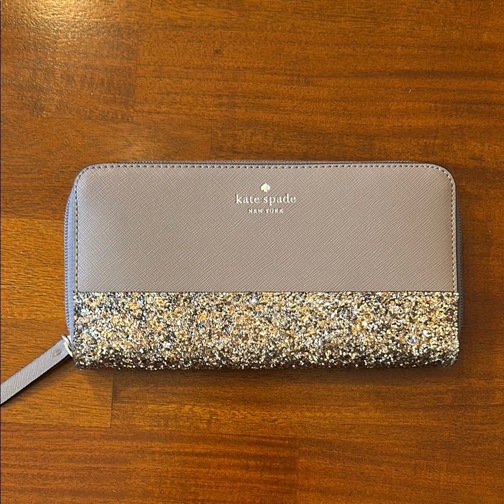 Kate Spade Zippered Wallet